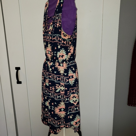 SOLD Southwest Sundress - Picture 4 of 13